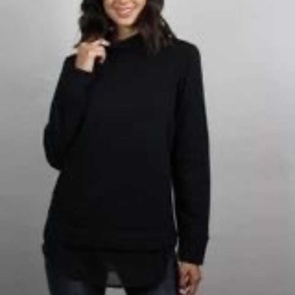 Long Sleeve Mock Neck Top